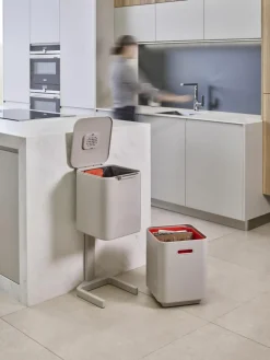 Afvalemmer Totem met aparte recycling unit, in verschillende formaten^Joseph Joseph Outlet