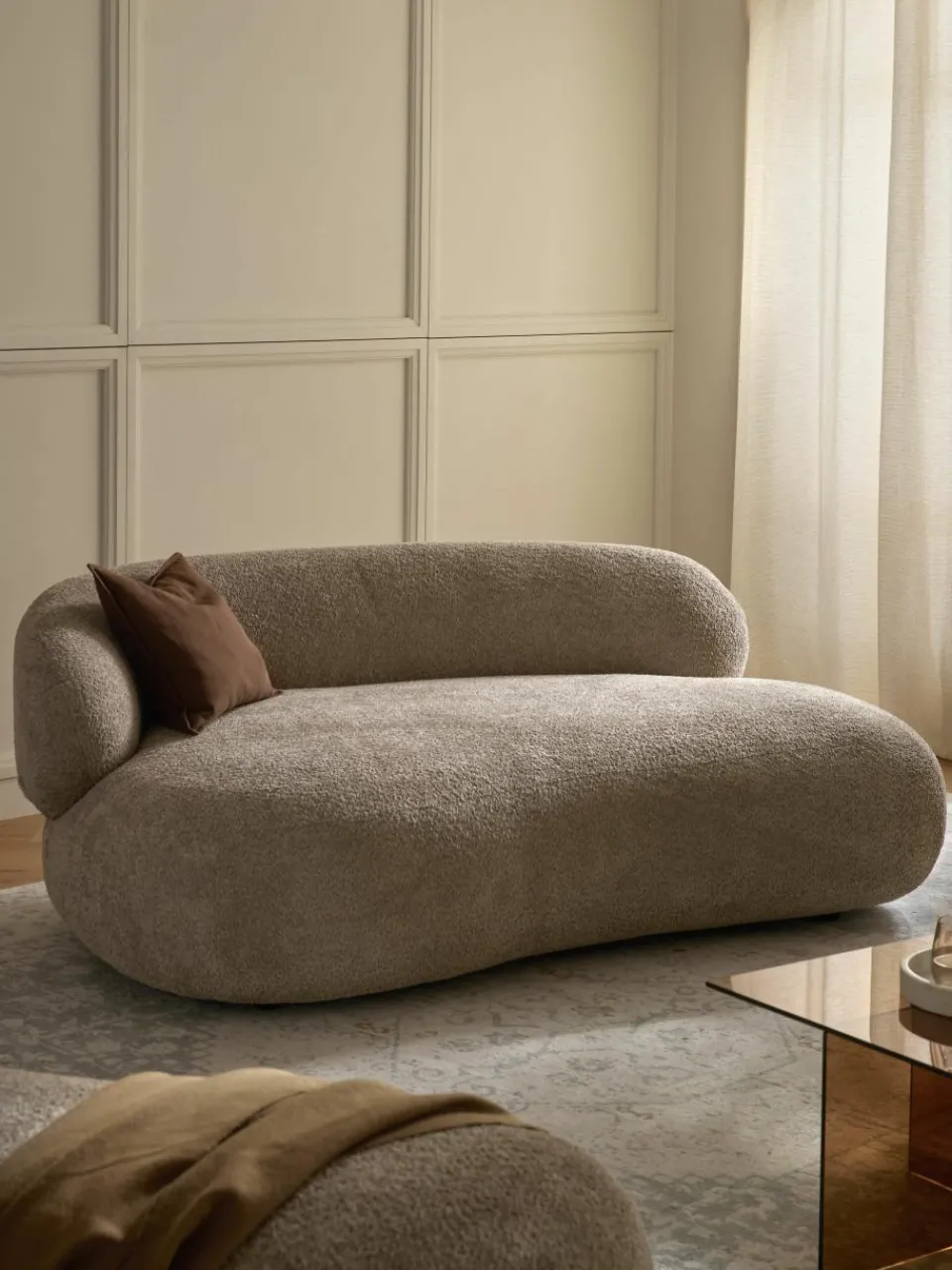 Bank Alba (2-zits) uit teddy bouclé^Westwing Collection Online