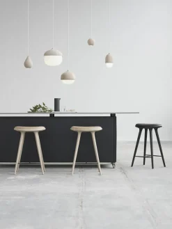 Barkruk High Stool van beukenhout en leer^Mater Best