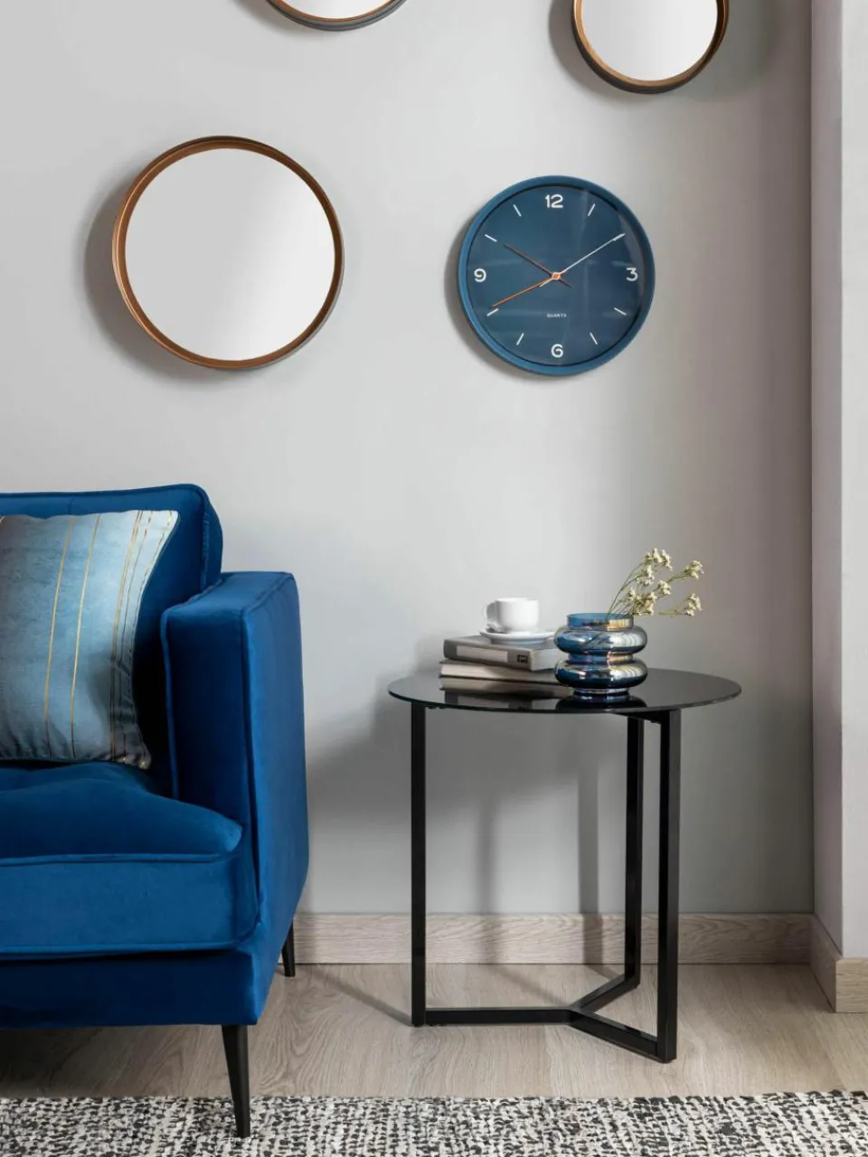 Bijzettafel Raeam met glazen tafelblad^Westwing Discount