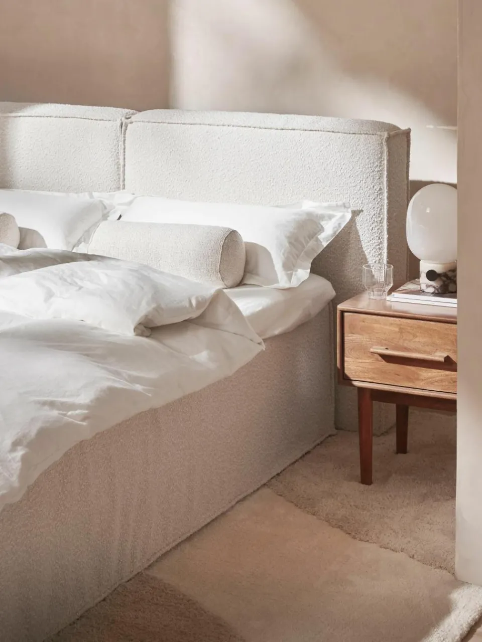 Bouclé boxspring bed Lennon^Westwing Collection Sale