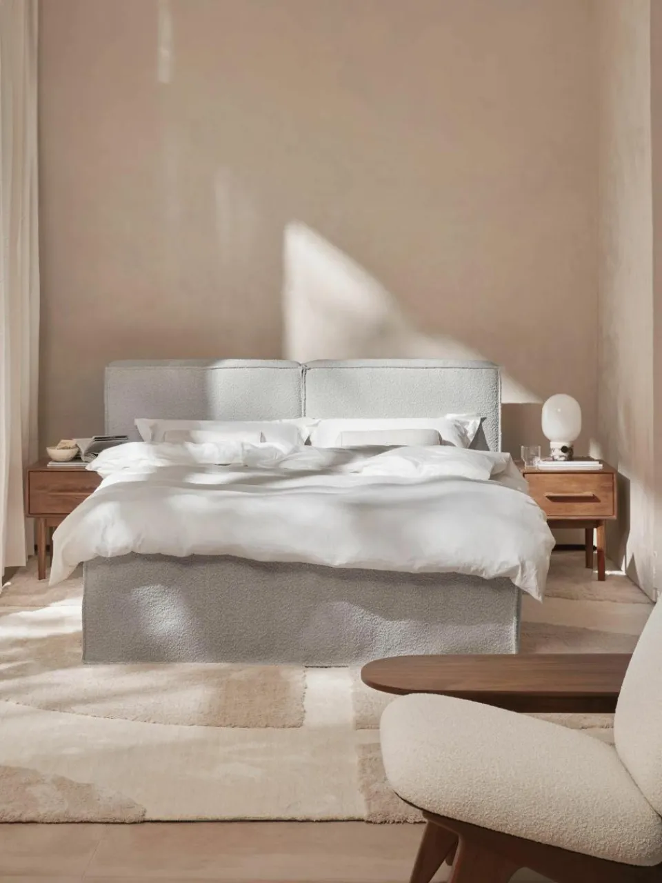Bouclé boxspring bed Lennon^Westwing Collection Fashion