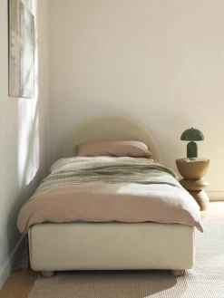 Bouclé eenpersoonsbed Ebba met opbergruimte^Westwing Collection Online
