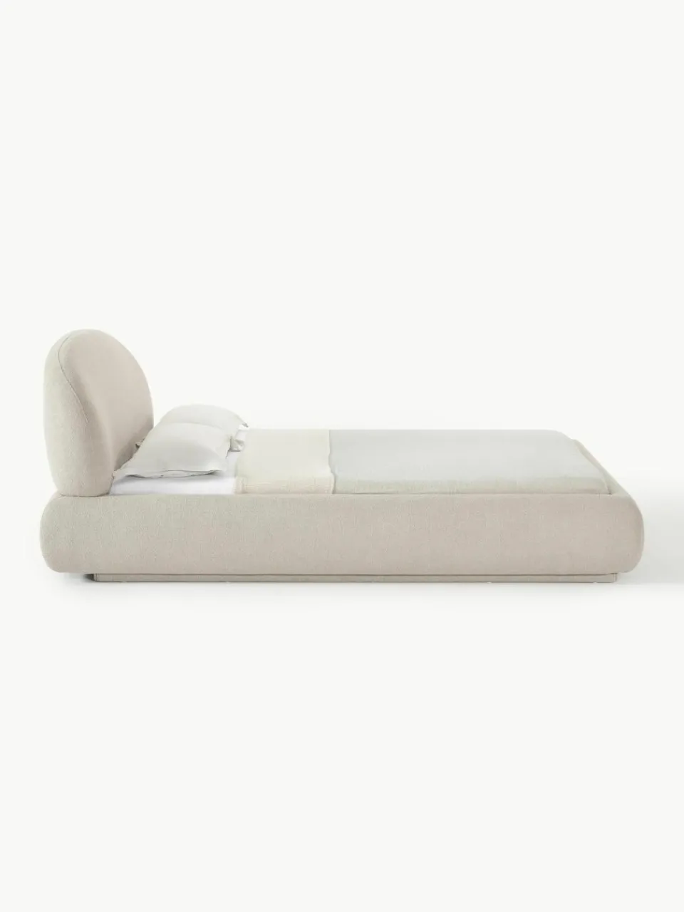 Bouclé gestoffeerd bed Alba met afgeronde hoeken^Westwing Collection Online