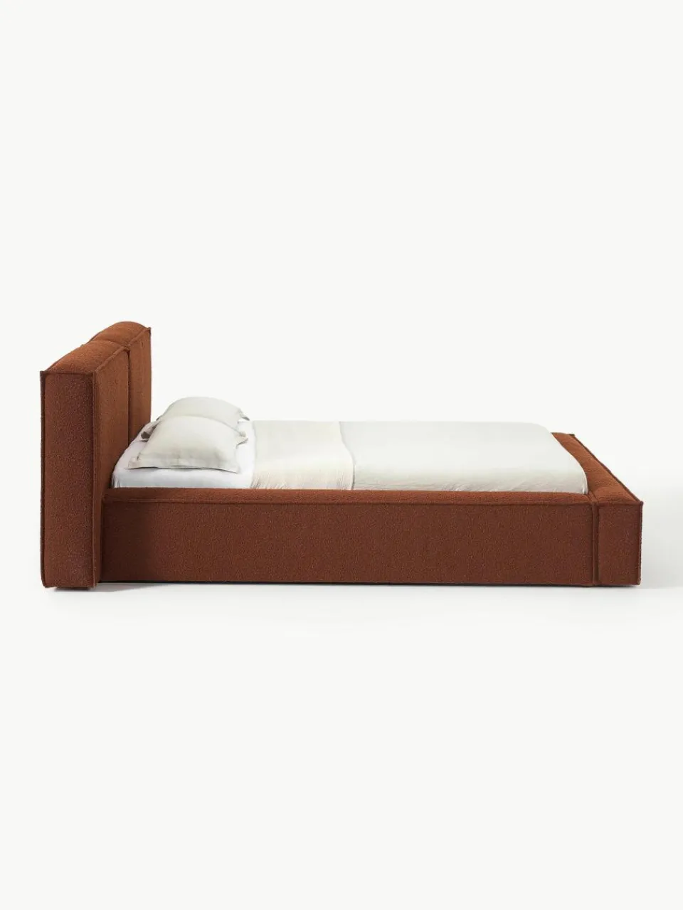 Bouclé gestoffeerd bed Lennon^Westwing Collection Best