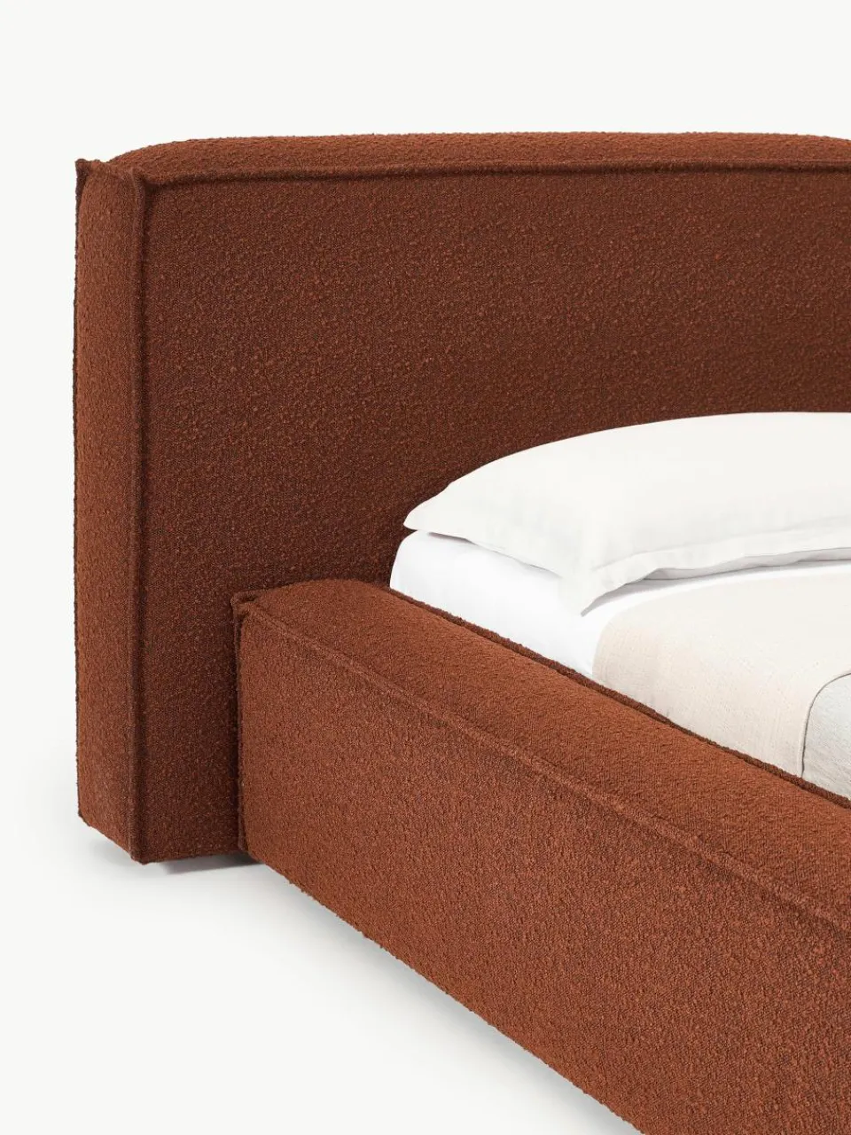 Bouclé gestoffeerd bed Lennon^Westwing Collection Best
