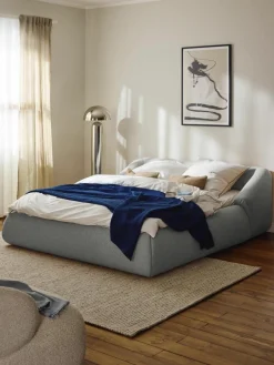 Bouclé gestoffeerd bed Sofia^Westwing Collection Outlet