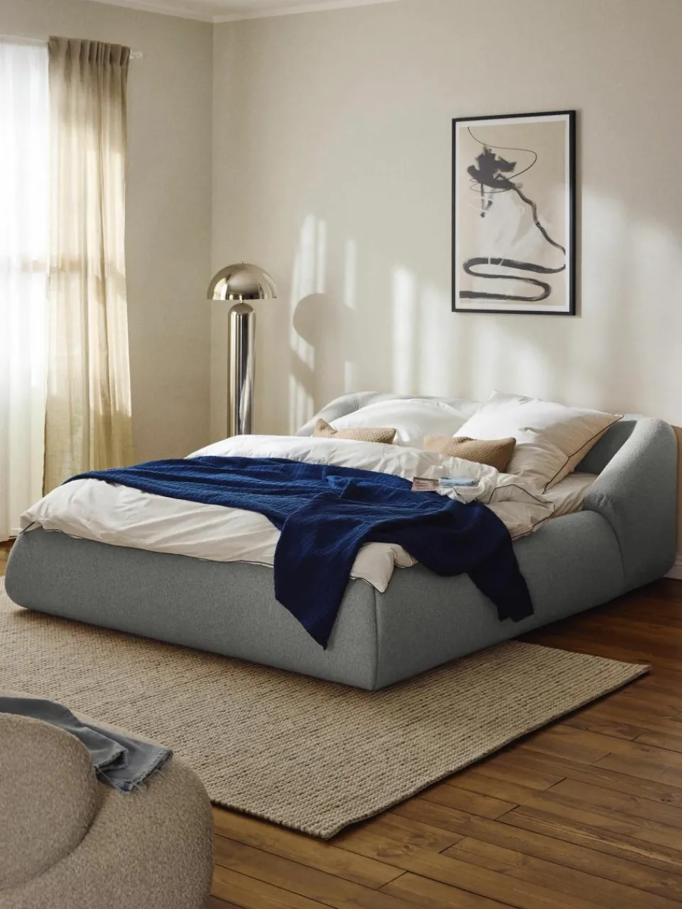 Bouclé gestoffeerd bed Sofia^Westwing Collection Outlet