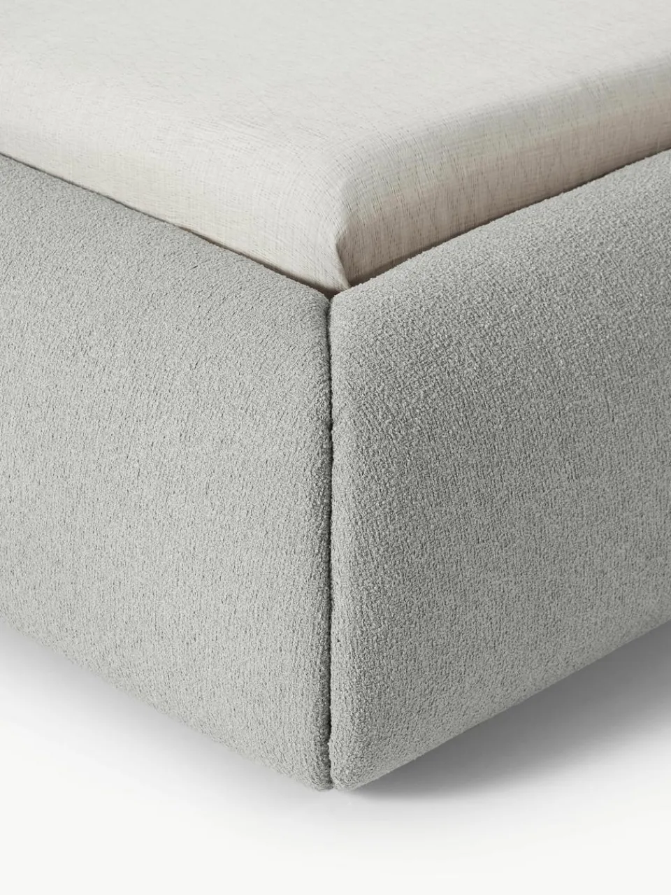 Bouclé gestoffeerd bed Sofia^Westwing Collection Outlet