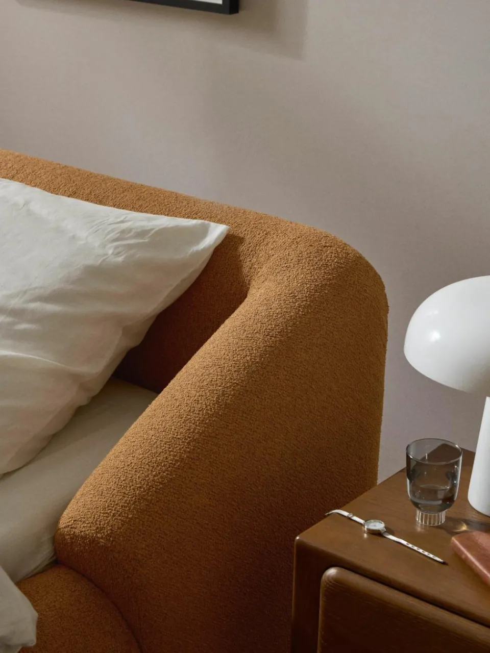 Bouclé gestoffeerd bed Sofia^Westwing Collection Clearance