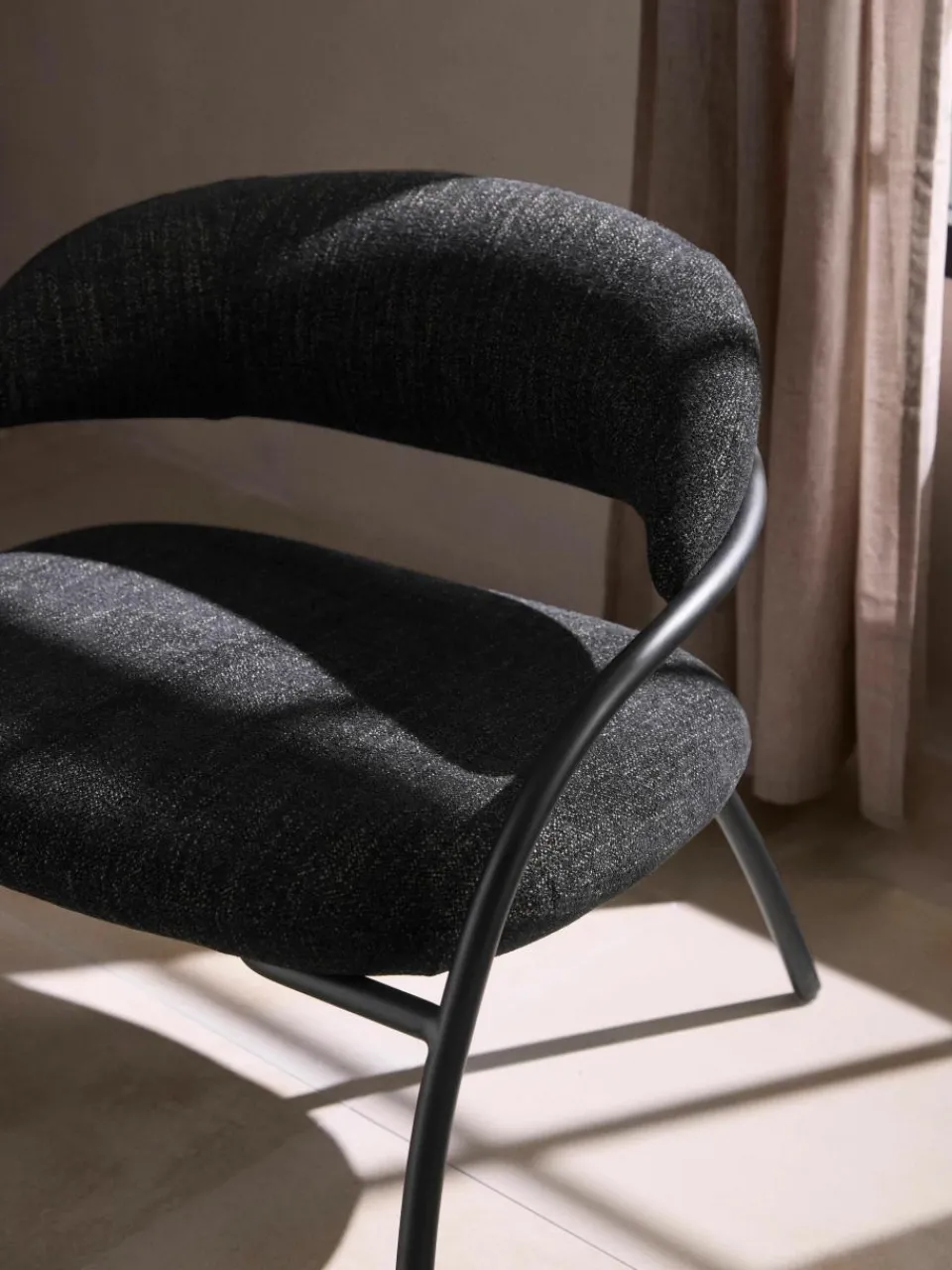 Bouclé loungefauteuil Dodo^Westwing Collection Online