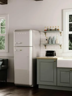 Broodrooster 50's Style met lange sleuf^Smeg Online