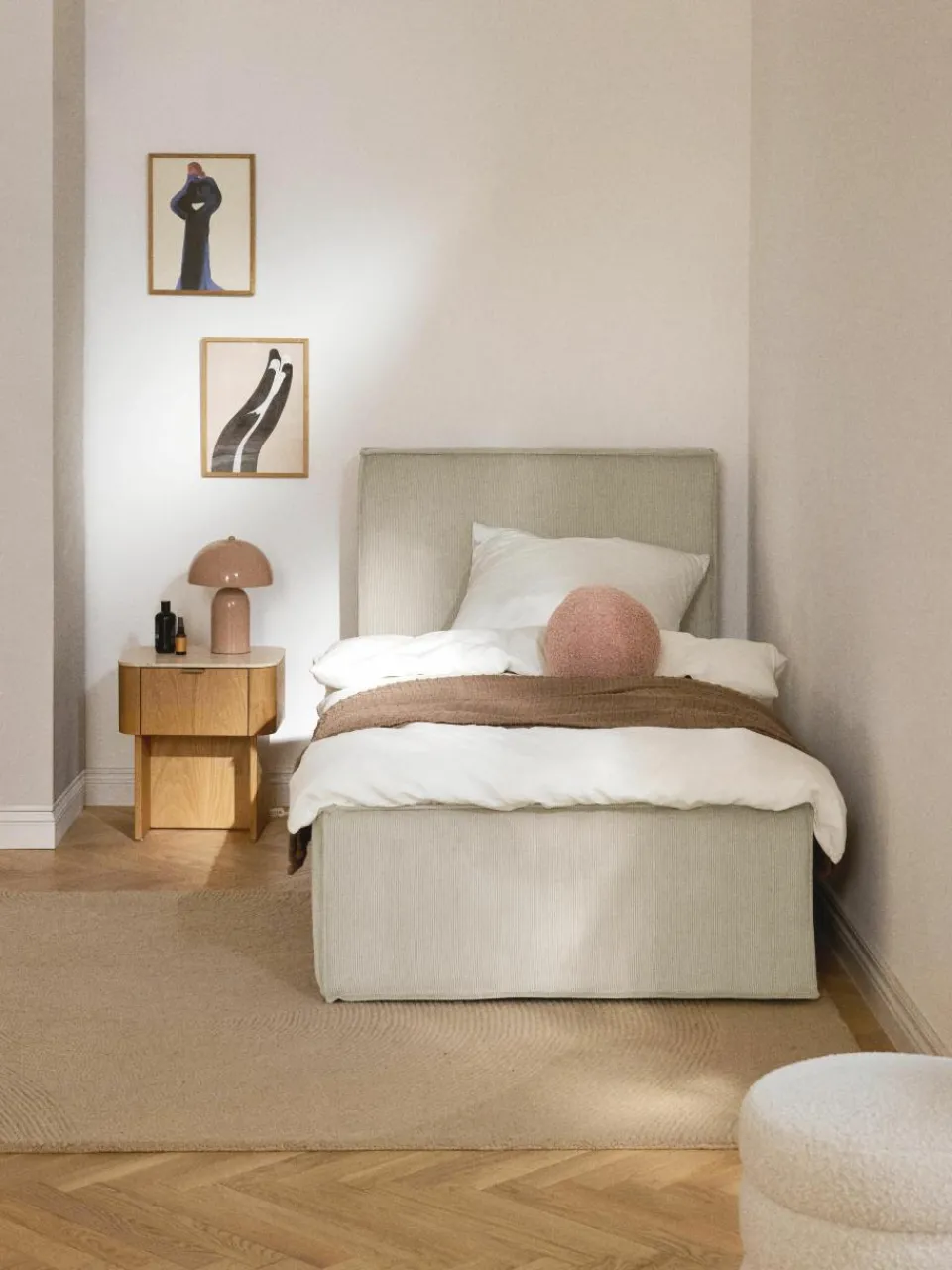 Corduroy eenpersoonsbed Dream met opbergruimte^Westwing Collection Hot
