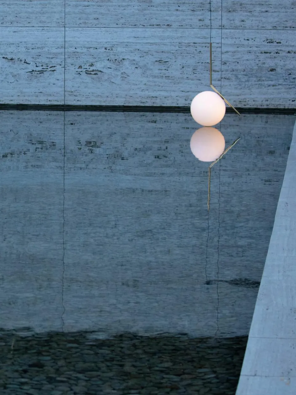 Dimbare hanglamp met glazen bollen IC, mondgeblazen^Flos Hot