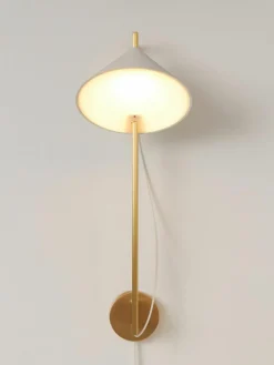 Dimbare LED wandlamp Yuh met timerfunctie^Louis Poulsen New