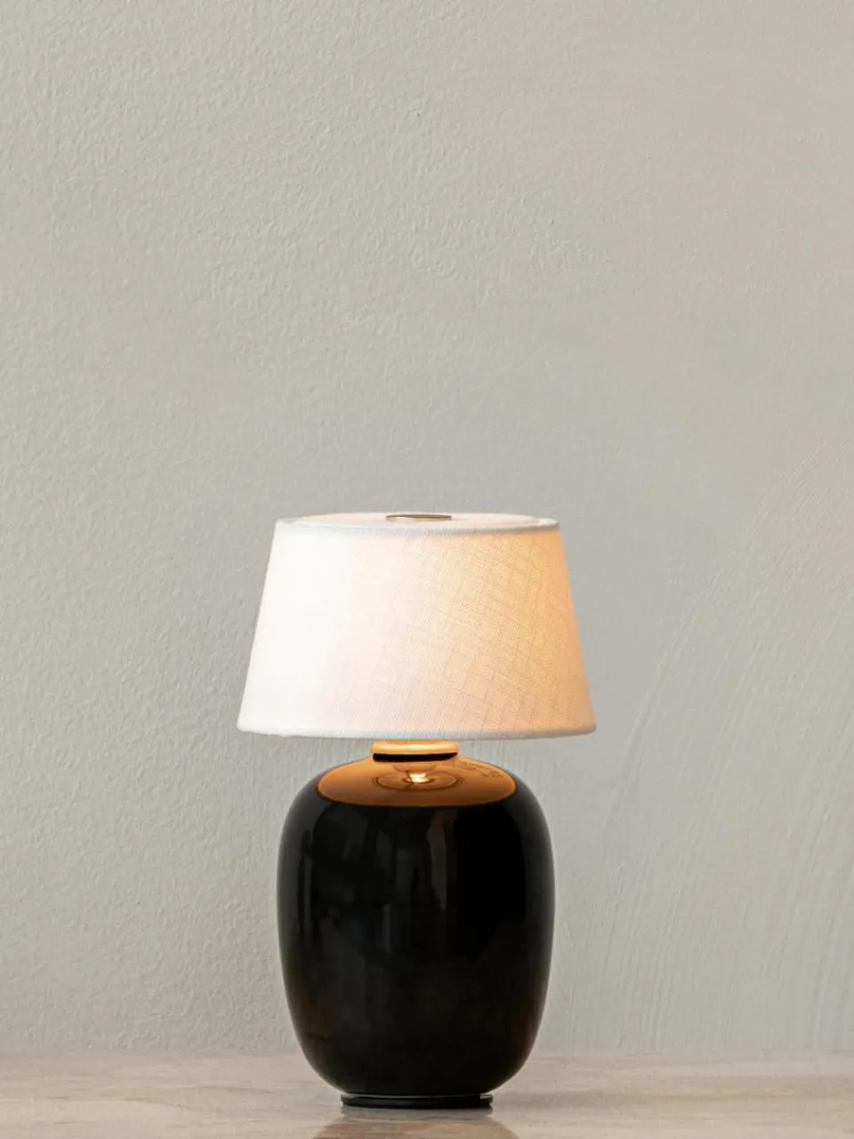 Dimbare tafellamp Torso met USB-aansluiting^Audo Copenhagen Sale