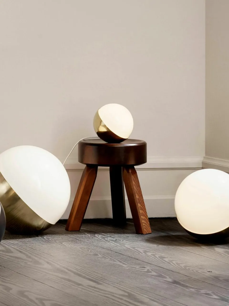 Dimbare tafellamp VL Studio, mondgeblazen^Louis Poulsen Best