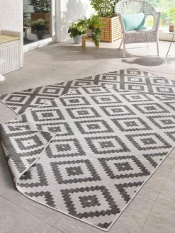 Dubbelzijdig in- & outdoor vloerkleed Malta in grijs/crème kleur^Westwing Clearance