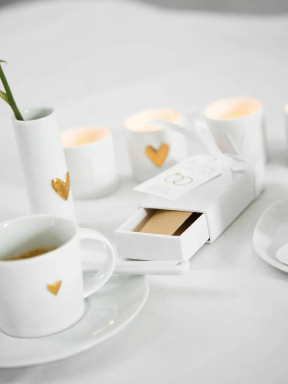 Espressokopje Heart met schoteltje van porselein^Westwing Fashion