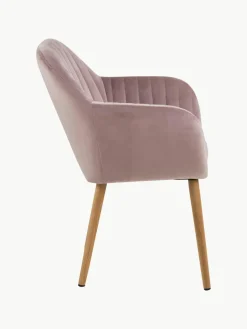 Fluwelen armstoel Emilia met houten poten^Westwing Discount