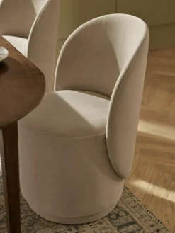 Fluwelen gestoffeerde stoel Zeyno^Westwing Collection Online
