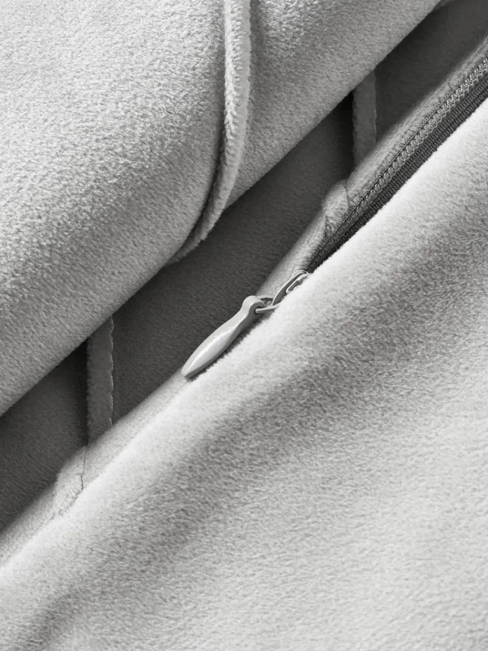 Fluwelen kussenhoes Leyla met structuurpatroon^Westwing Collection Fashion