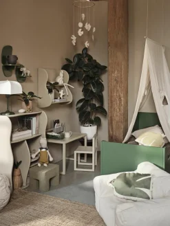 Geborduurd kussen Swif Bird van biokatoen^ferm LIVING Kids Hot