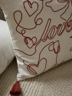 Geborduurde kussenhoes Alora met kerstmotief^Westwing Collection Fashion