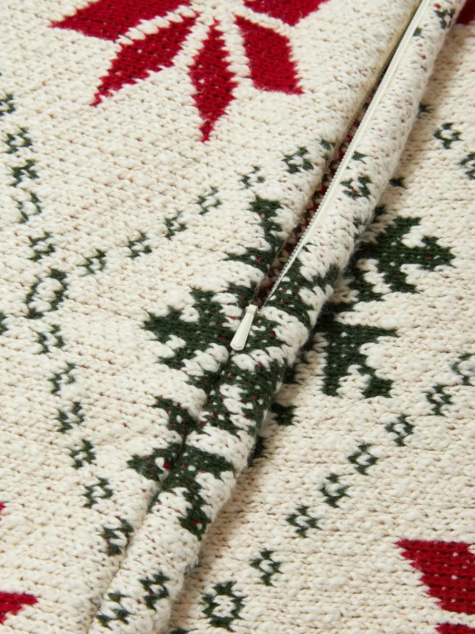 Gebreide kussenhoes Starry met kerstmotief^Westwing Collection Best