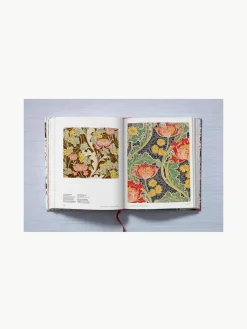 Geïllustreerde boeken The Book of Printed Fabrics. From the 16th century until today, set van 2^Westwing New
