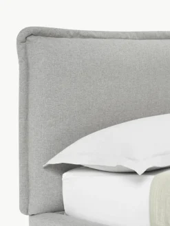 Gestoffeerd bed Amelia^Westwing Collection Hot