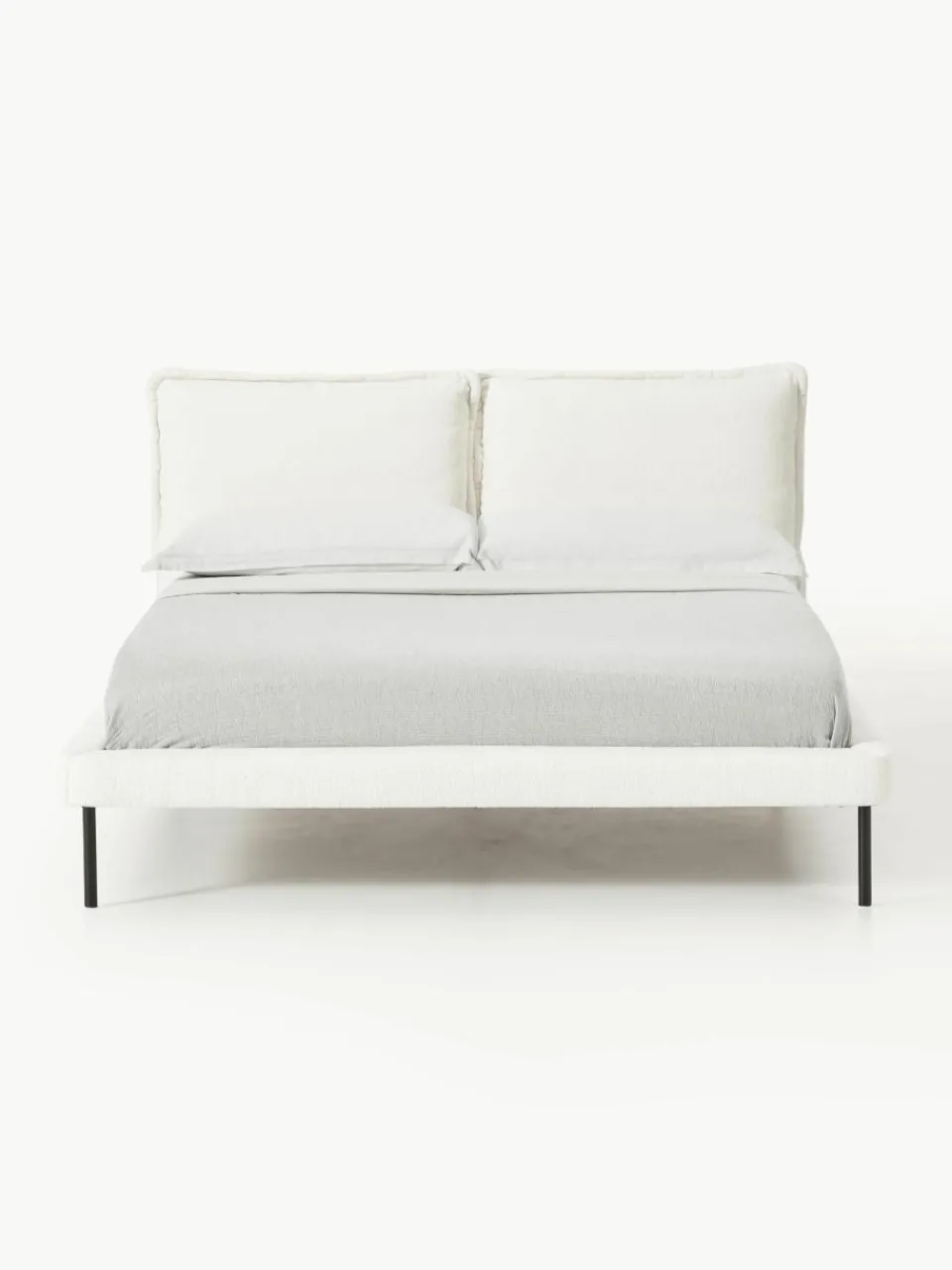 Gestoffeerd bed Amelia van teddy bouclé^Westwing Collection Clearance