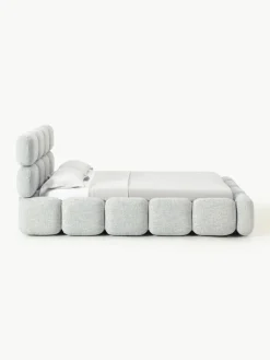 Gestoffeerd bed Tayla van bouclé met opbergruimte^Westwing Collection New
