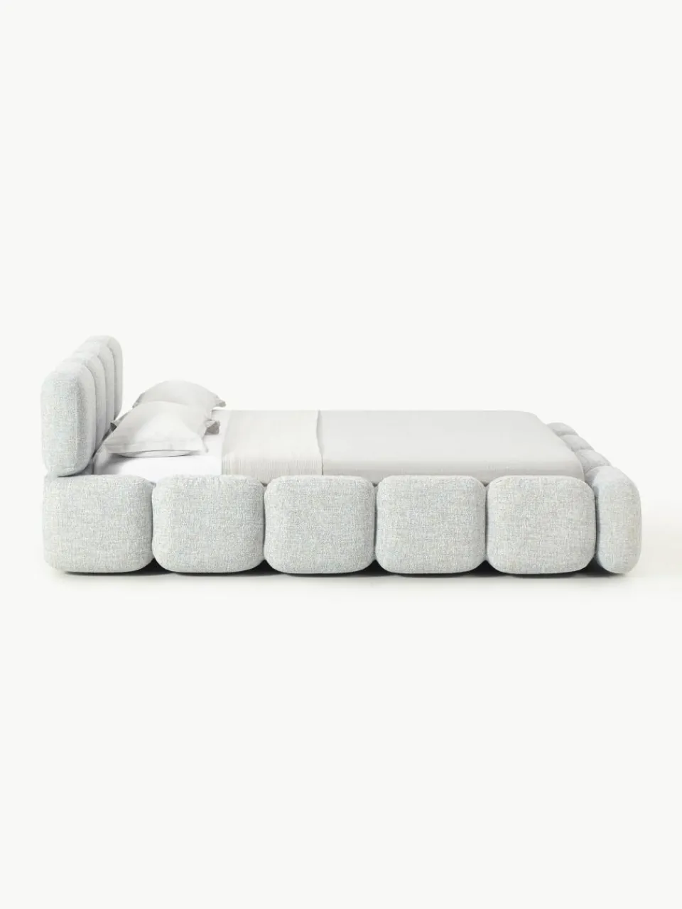 Gestoffeerd bed Tayla van bouclé^Westwing Collection Hot