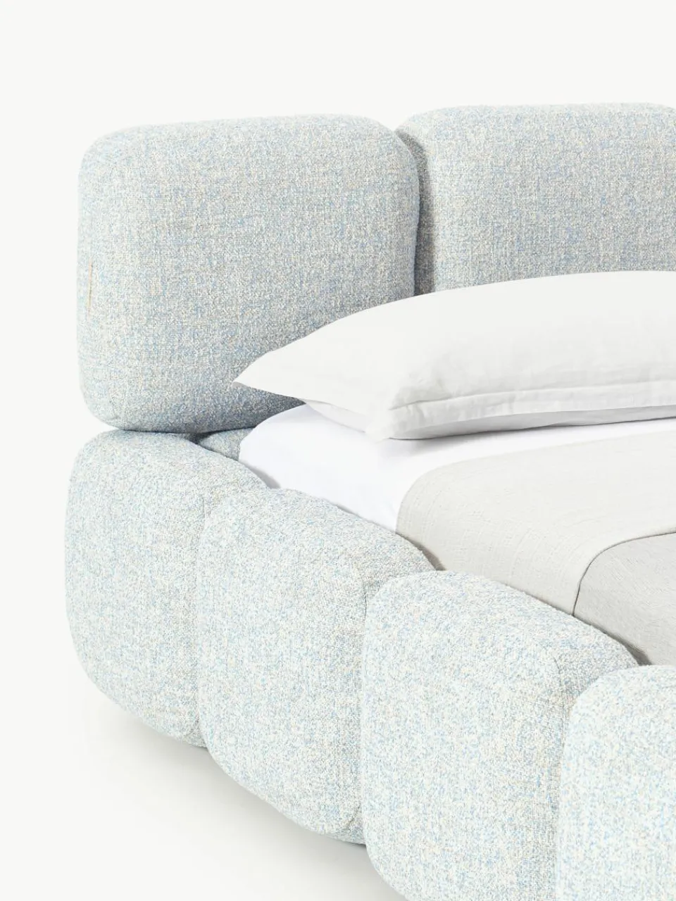 Gestoffeerd bed Tayla van bouclé^Westwing Collection Hot