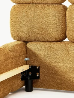 Gestoffeerd bed Tayla van teddy bouclé^Westwing Collection Outlet