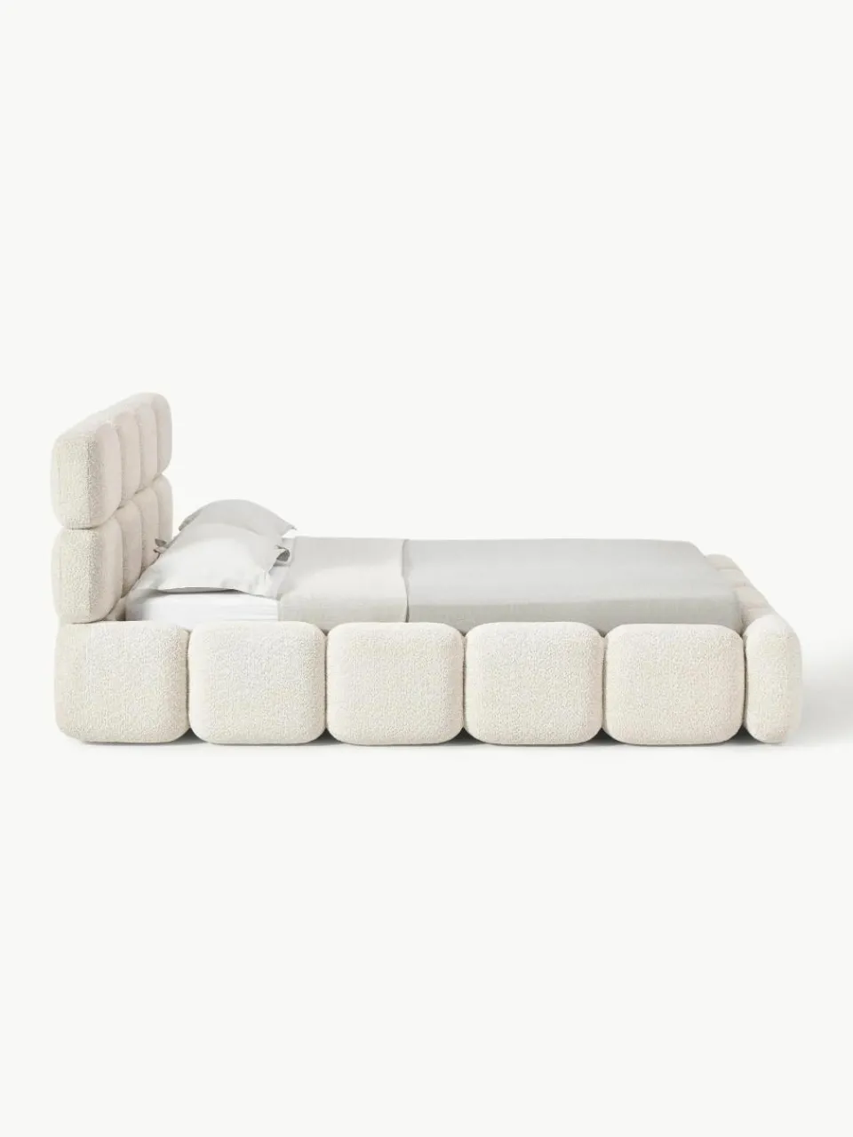 Gestoffeerd bed Tayla van teddy bouclé met opbergruimte^Westwing Collection Outlet