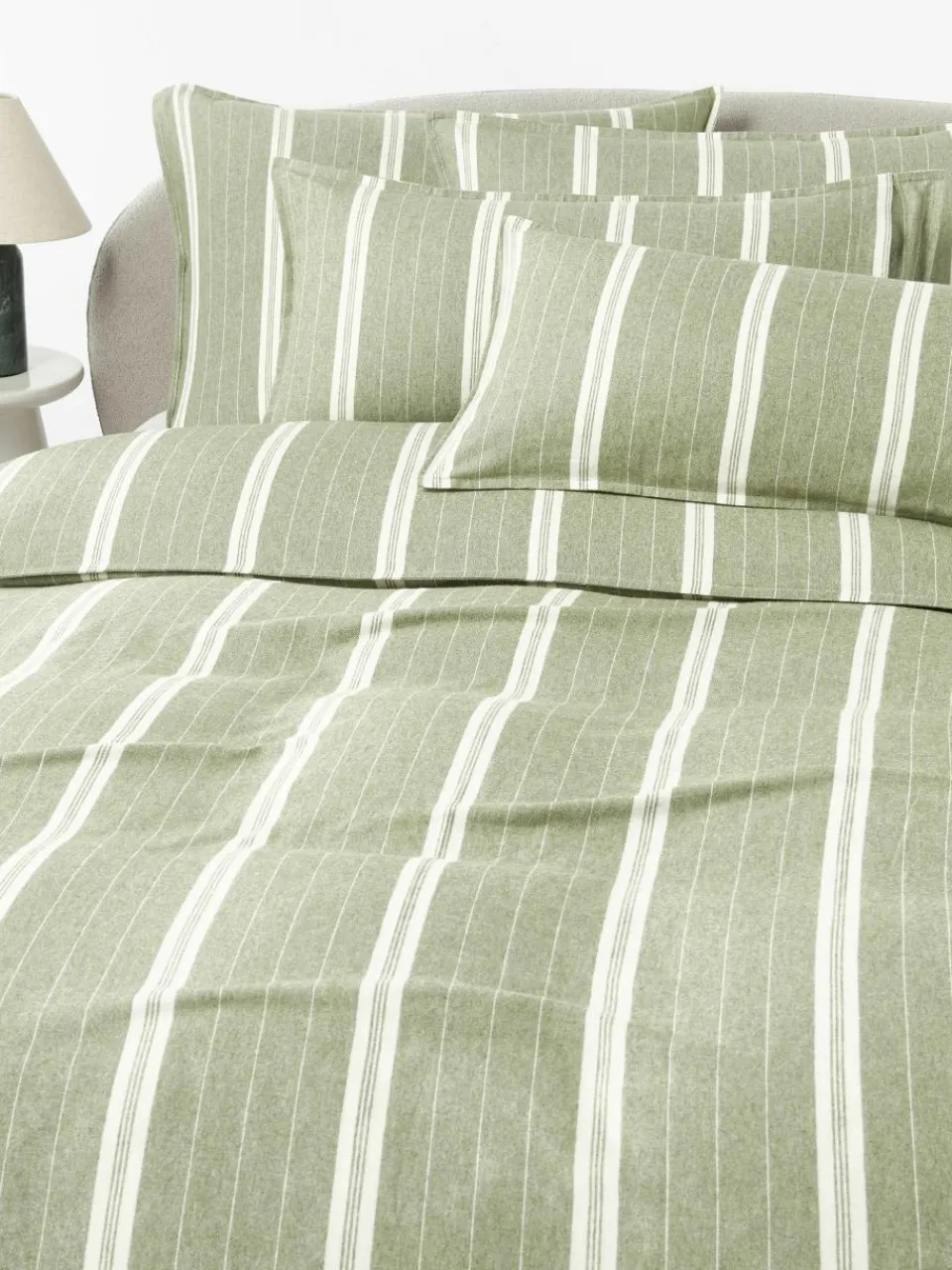 Gestreepte flanellen kussenhoes Belinda^Westwing Collection Outlet
