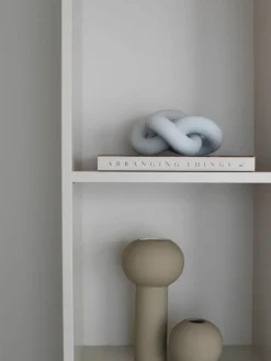 Handbeschilderd decoratief object Knot, H 9 cm^Cooee Design Hot