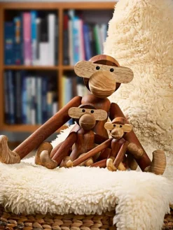 Handgemaakt decoratief object Monkey van teakhout, H 19 cm^KAY BOJESEN Hot