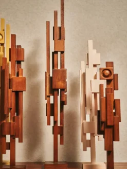 Handgemaakt sierobject Skyline van teakhout^HKLIVING Hot