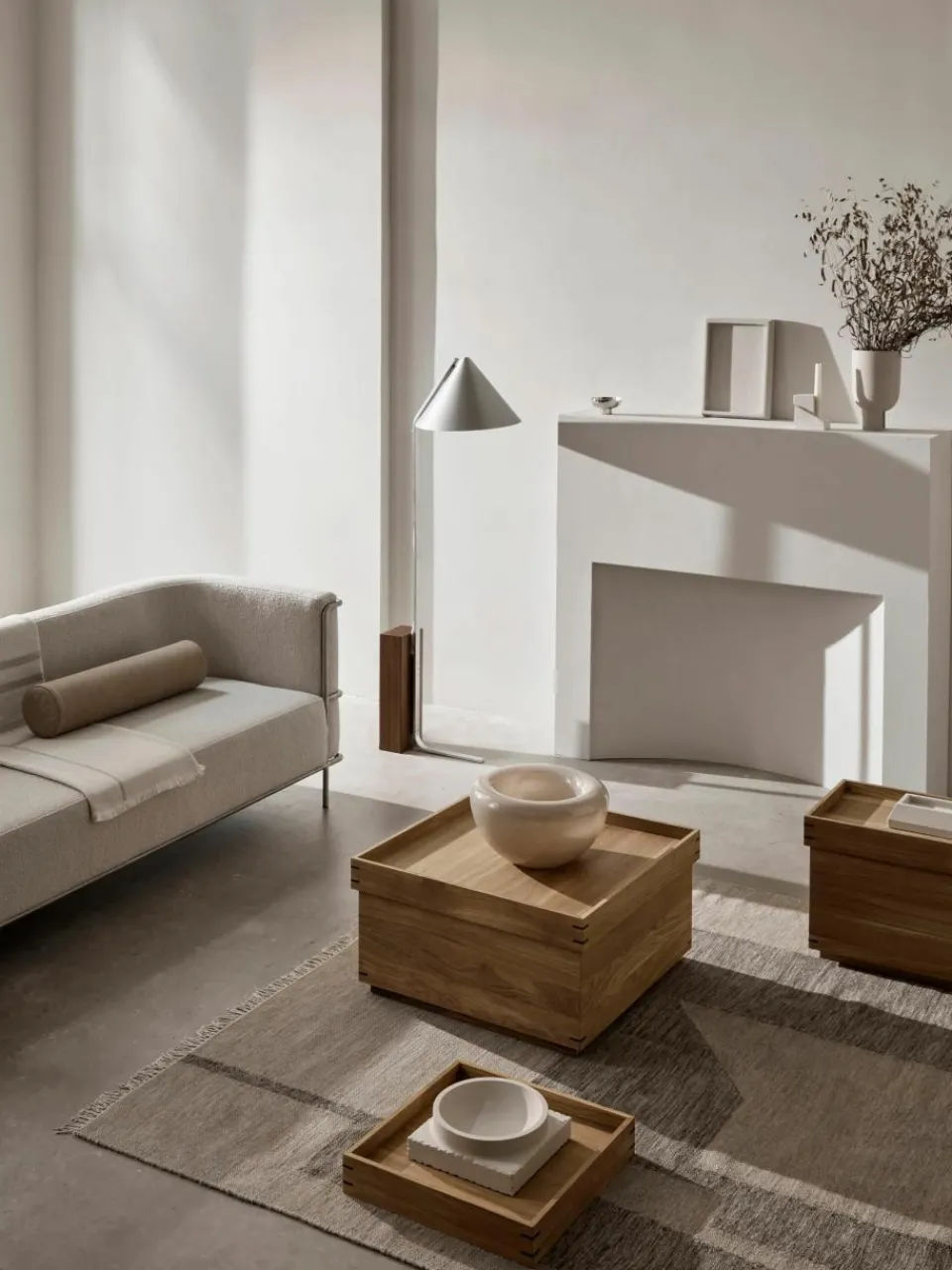 Handgemaakte eikenhouten salontafel Japanese met opbergruimte^Kristina Dam Online