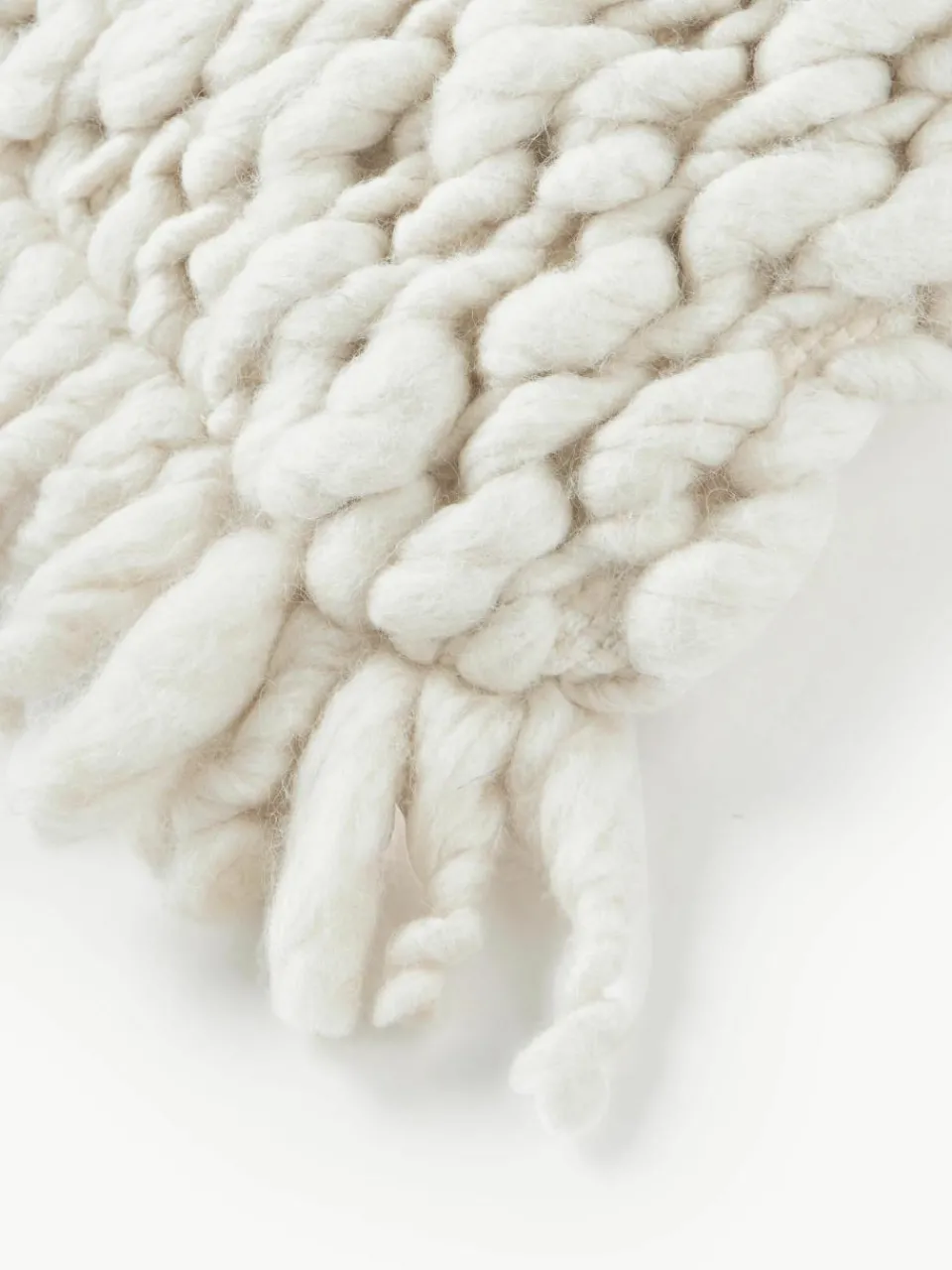 Handgemaakte grofgebreide kussenhoes Belen^Westwing Collection Fashion