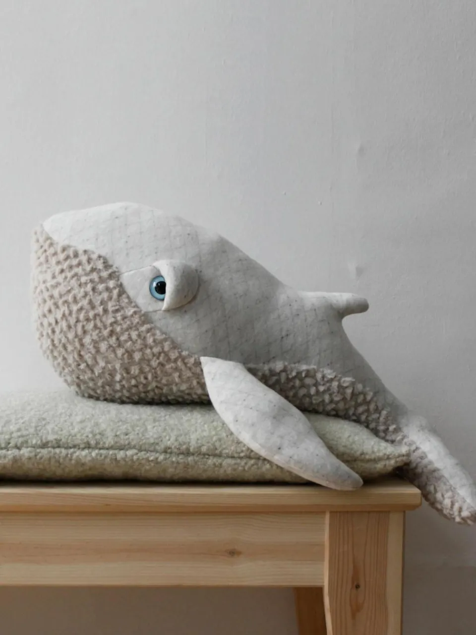 Handgemaakte knuffelkussen Whale^BigStuffed Best