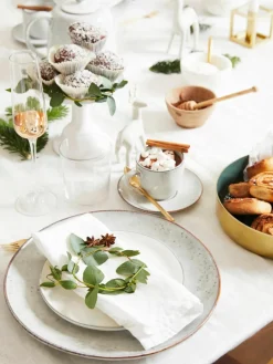 Handgemaakte koffiekopje Nordic Sand met schoteltje^Broste Copenhagen New