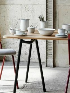 Handgemaakte koffiekopje Nordic Sand met schoteltje^Broste Copenhagen New