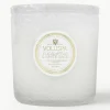 Handgemaakte 3-lonts geurkaars Maison Blanc (eucalyptus, kardemom, saliekleurig & hinoki-schors)^Voluspa Online