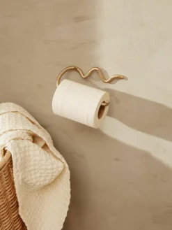 Handgemaakte metalen wandtoiletrolhouder Curvature^ferm LIVING Discount