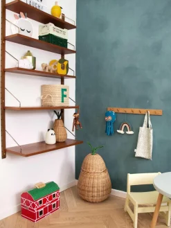Handgemaakte opbergmand Pear van rotan^ferm LIVING Kids Fashion
