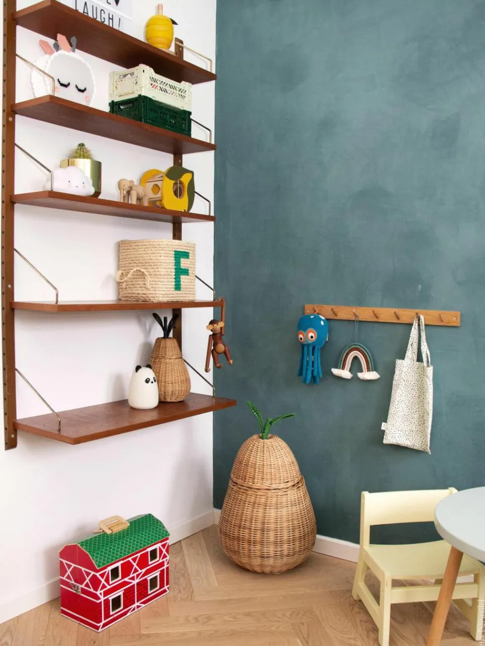 Handgemaakte opbergmand Pear van rotan^ferm LIVING Kids Fashion